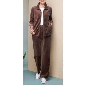 Westbound Brown Velour Women's Set size large